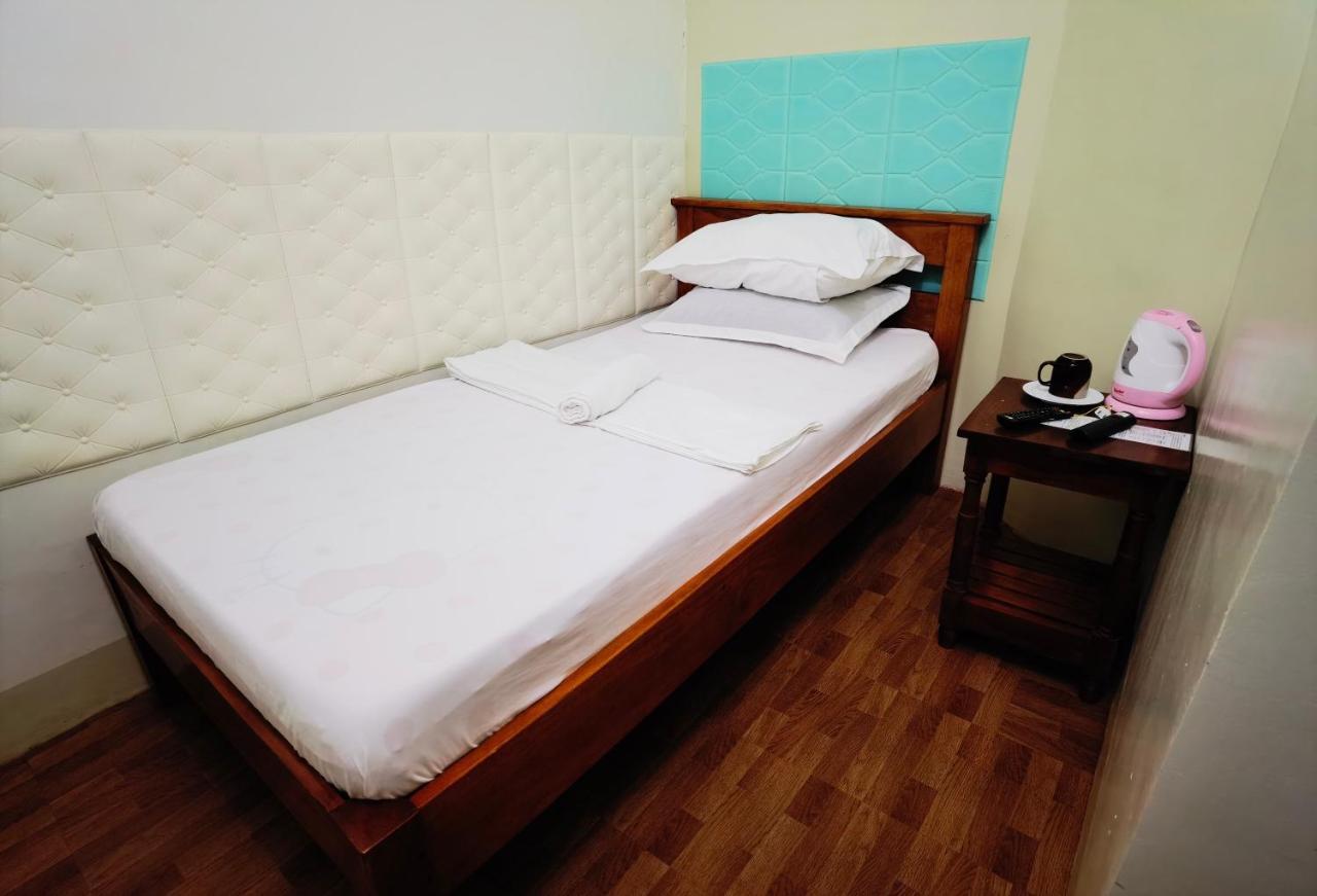 Reddoorz At D128 Lodge Cagayan Valley Tuguegarao Kültér fotó
