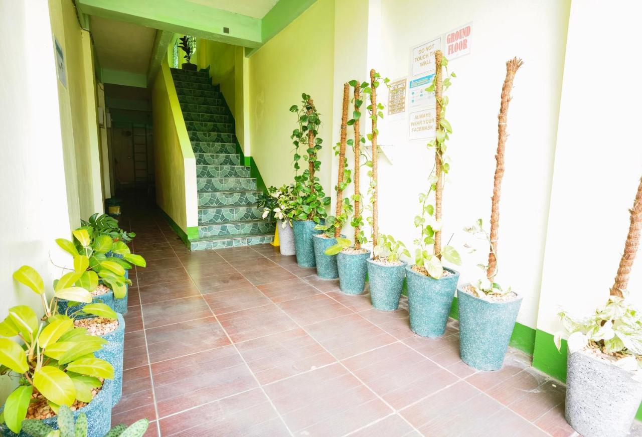 Reddoorz At D128 Lodge Cagayan Valley Tuguegarao Kültér fotó