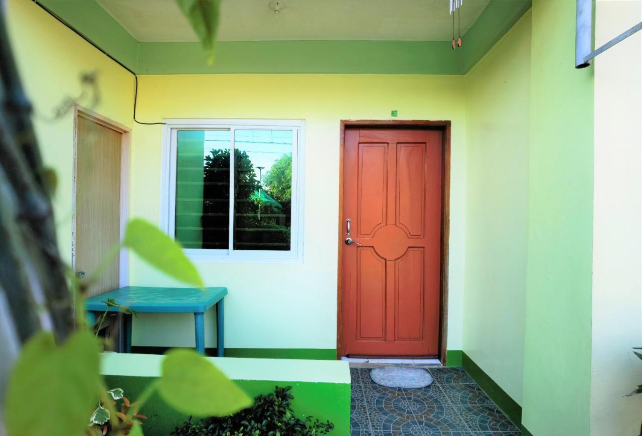 Reddoorz At D128 Lodge Cagayan Valley Tuguegarao Kültér fotó